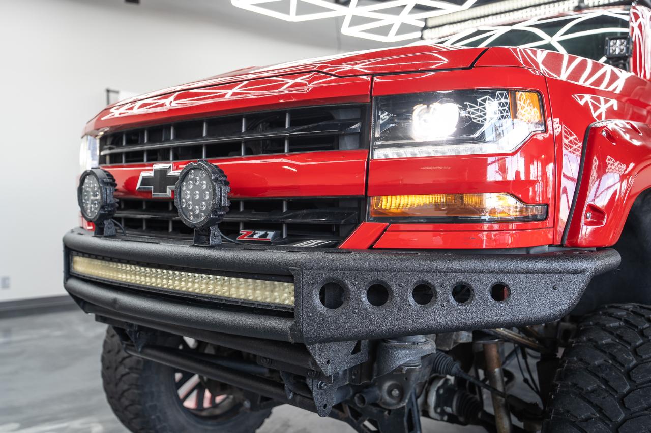 Chevrolet Silverado photo 22