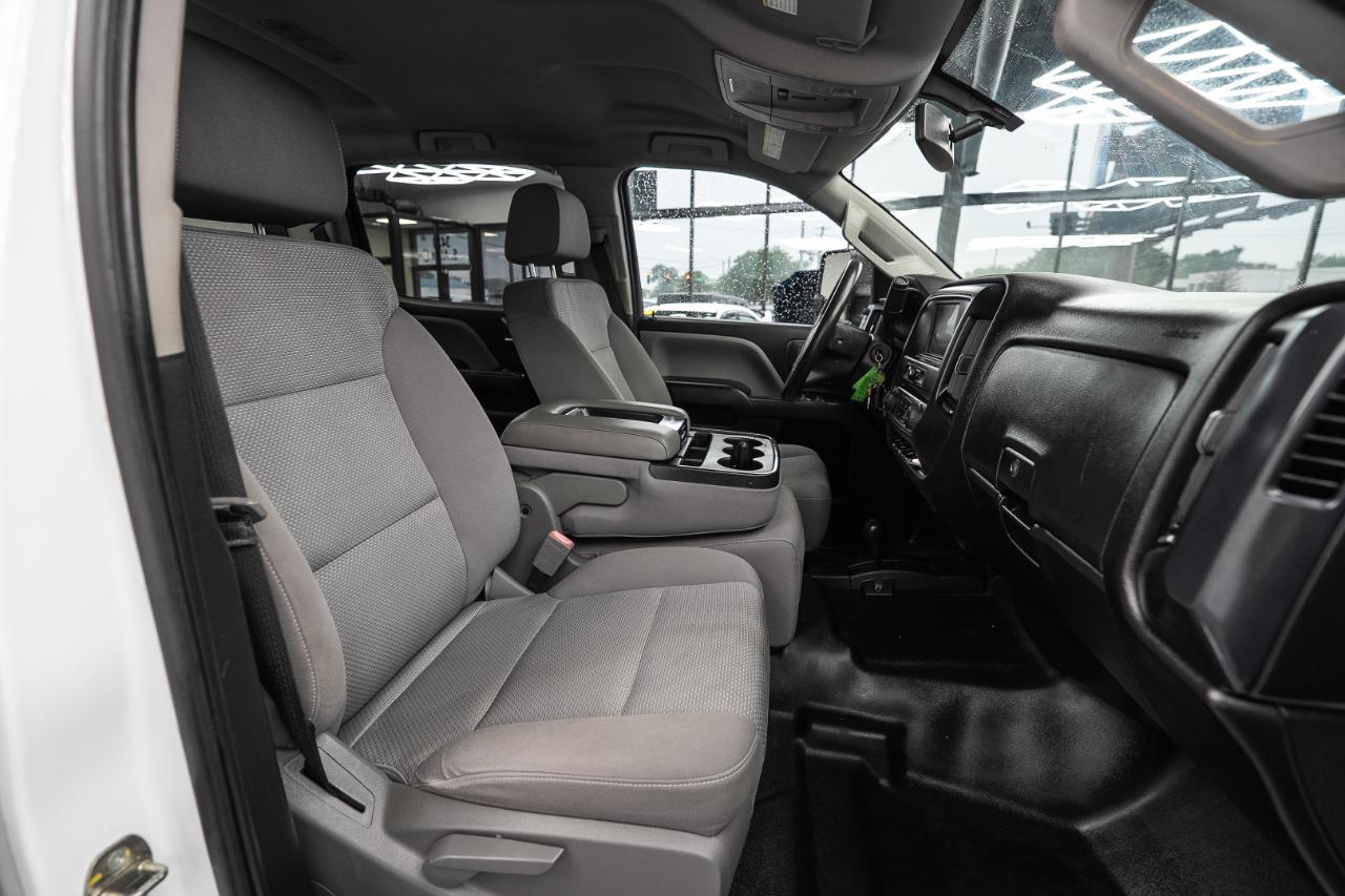 Chevrolet Silverado HD photo 15