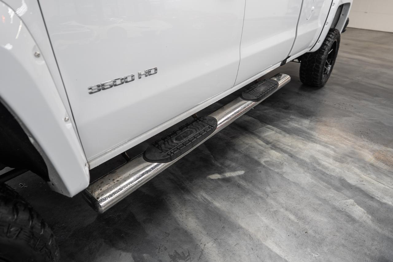 Chevrolet Silverado HD photo 22