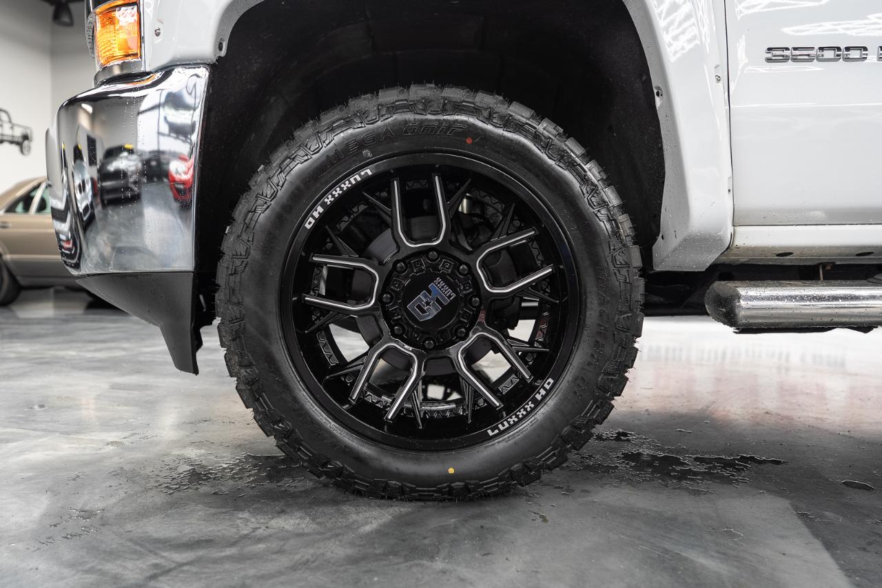 Chevrolet Silverado HD photo 23