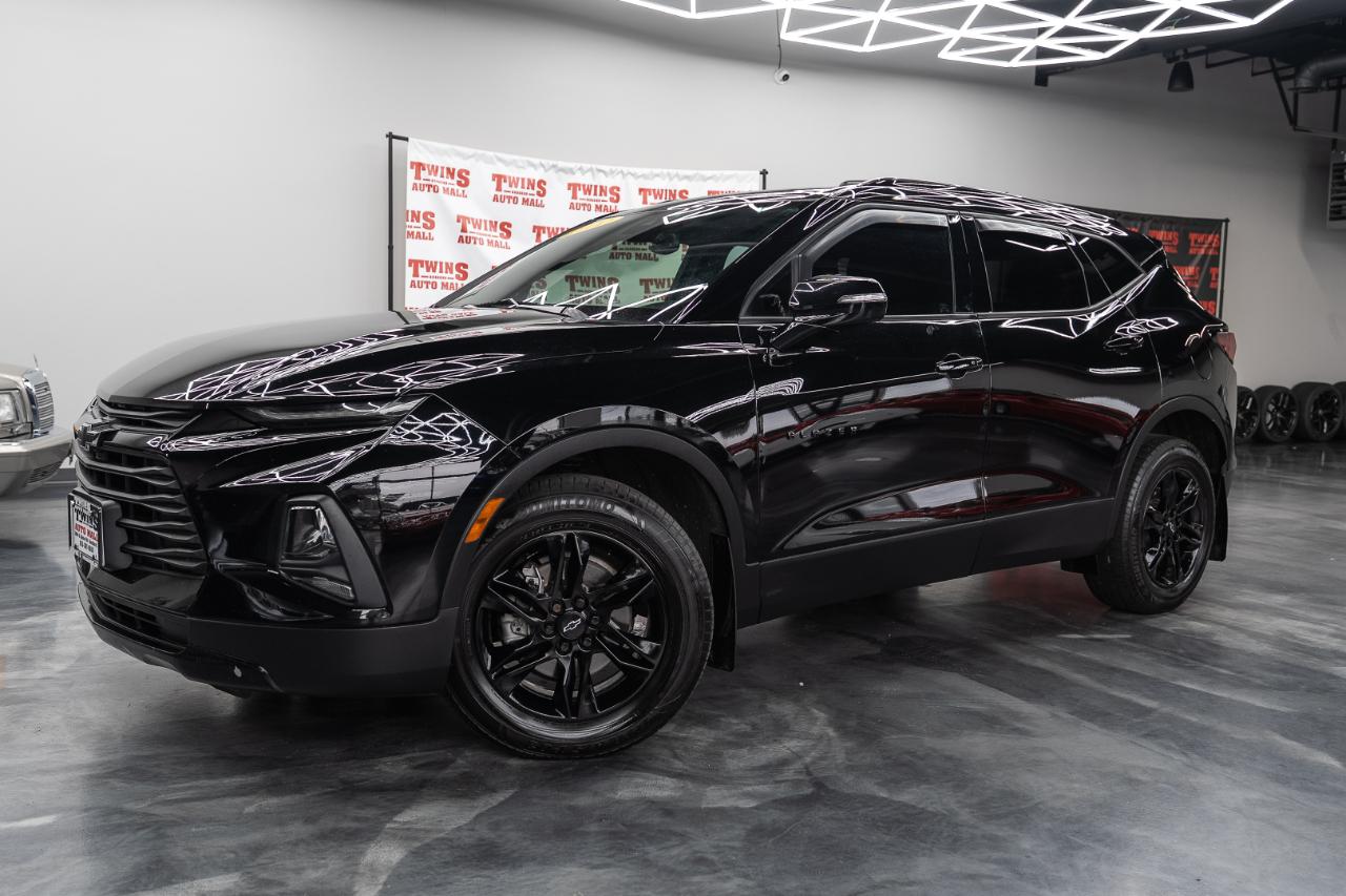 Chevrolet Blazer photo 2