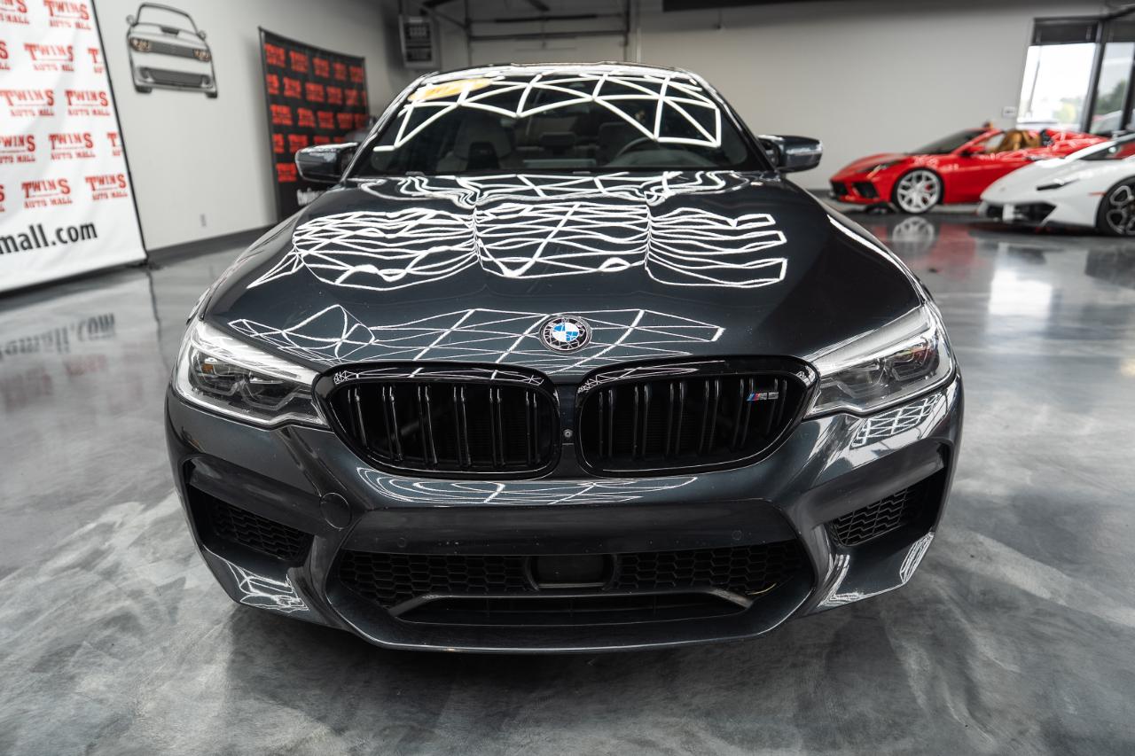 BMW M5 photo 9