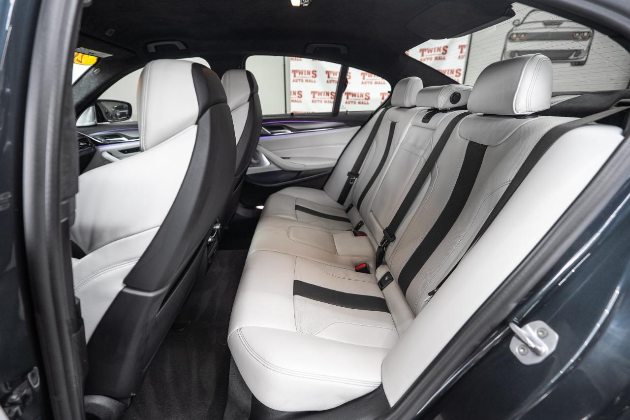 BMW M5 photo 13