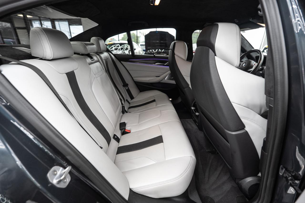 BMW M5 photo 14