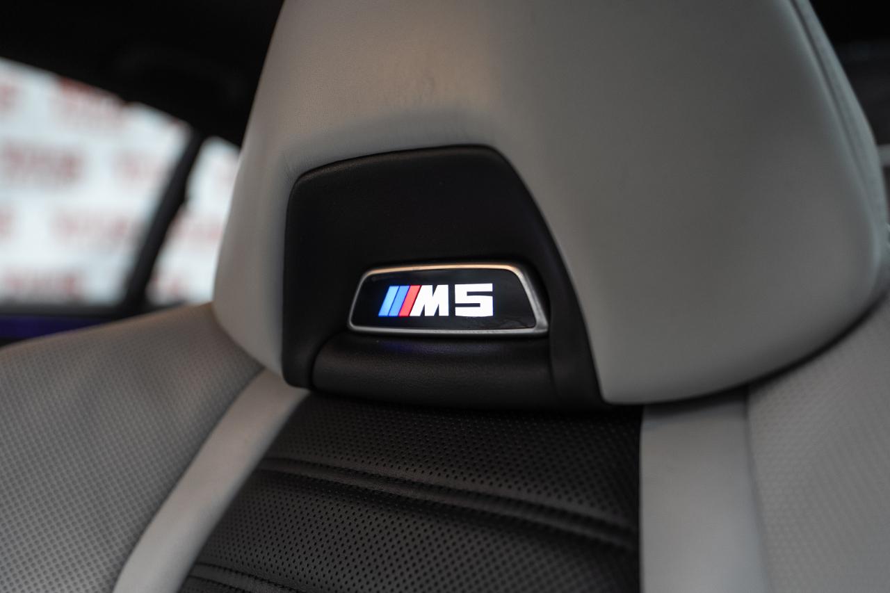 BMW M5 photo 22