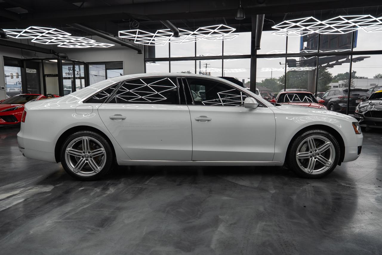 Audi A8 4.0T Sedan L quattro Tiptronic 2014