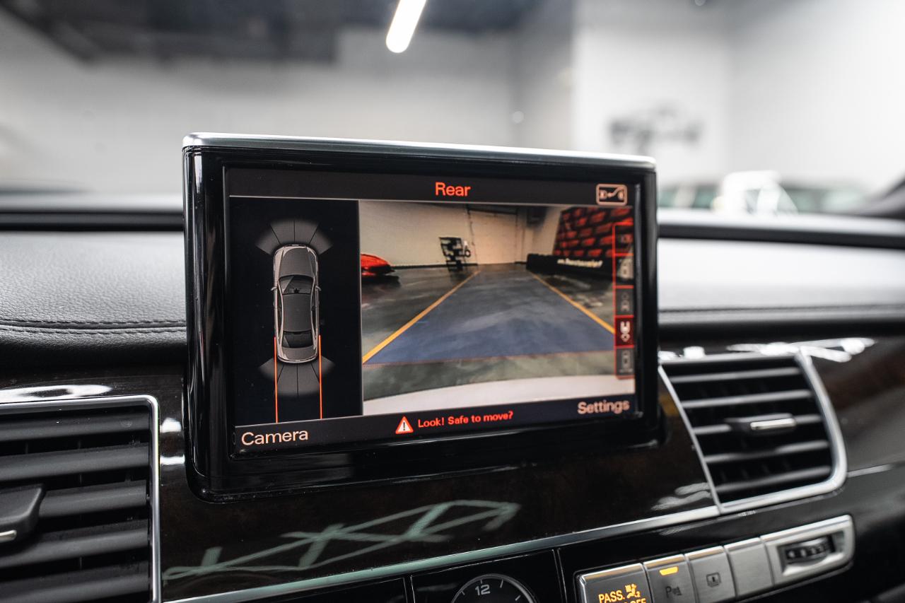 Audi A8 4.0T Sedan L quattro Tiptronic 2014