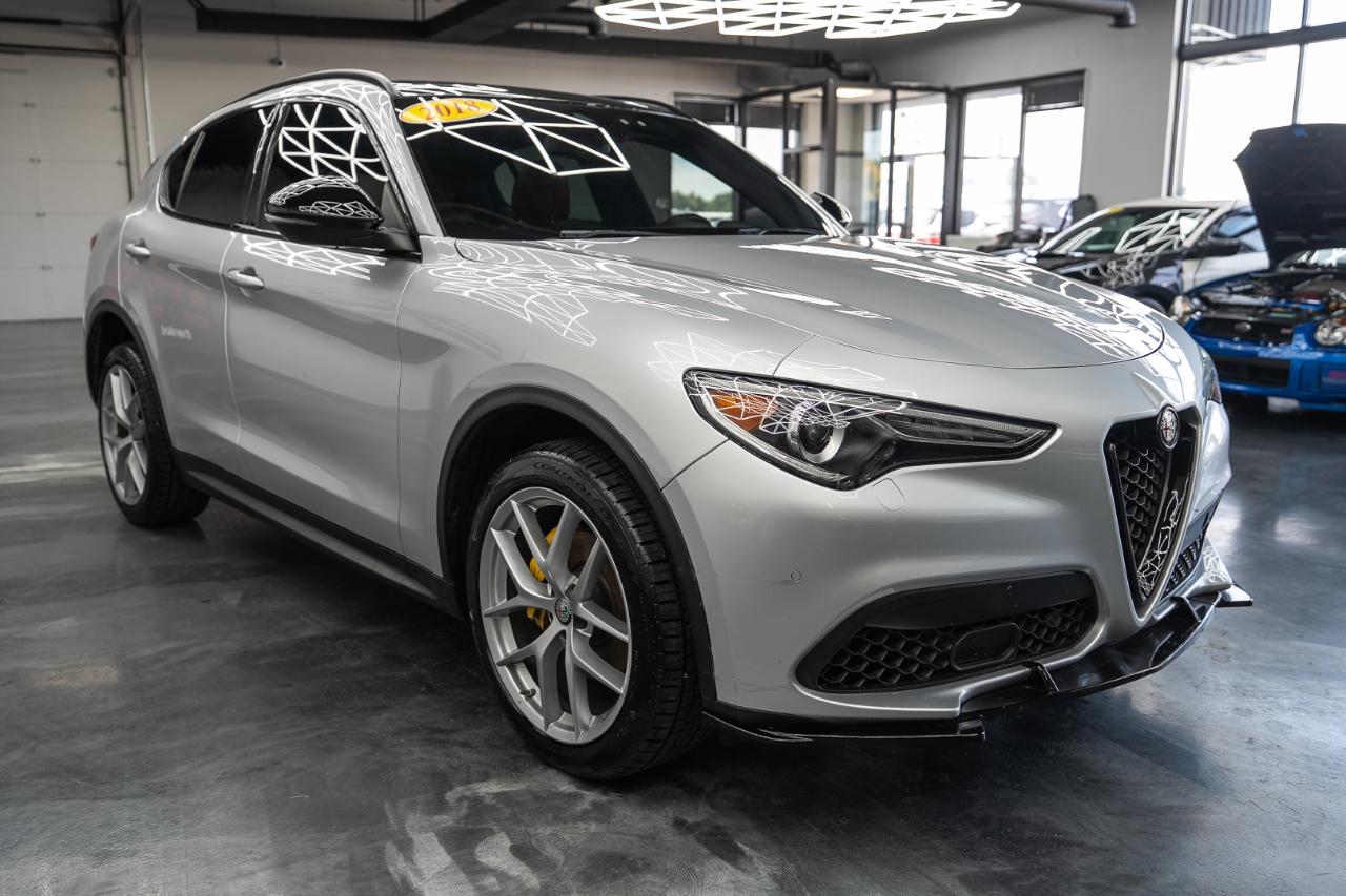 Alfa Romeo Stelvio photo 8