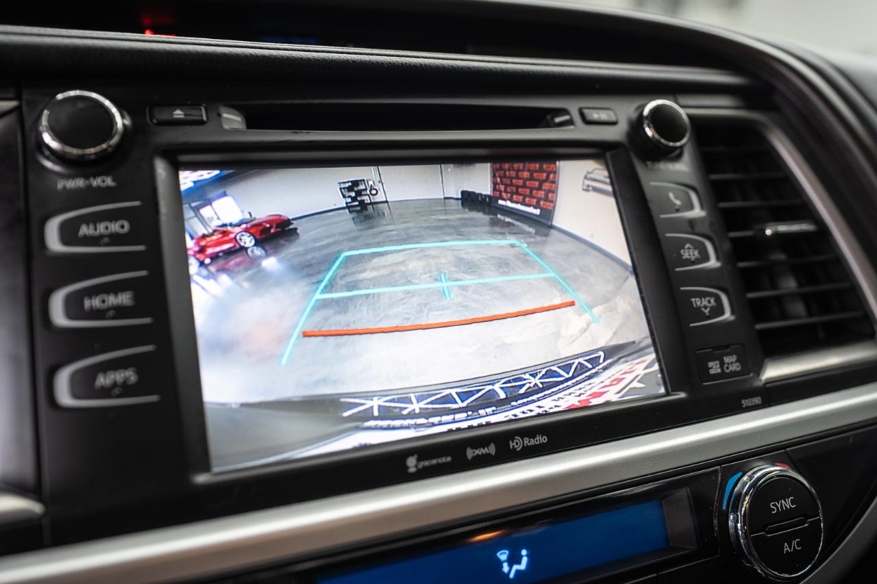 Toyota Highlander XLE AWD V6 2019
