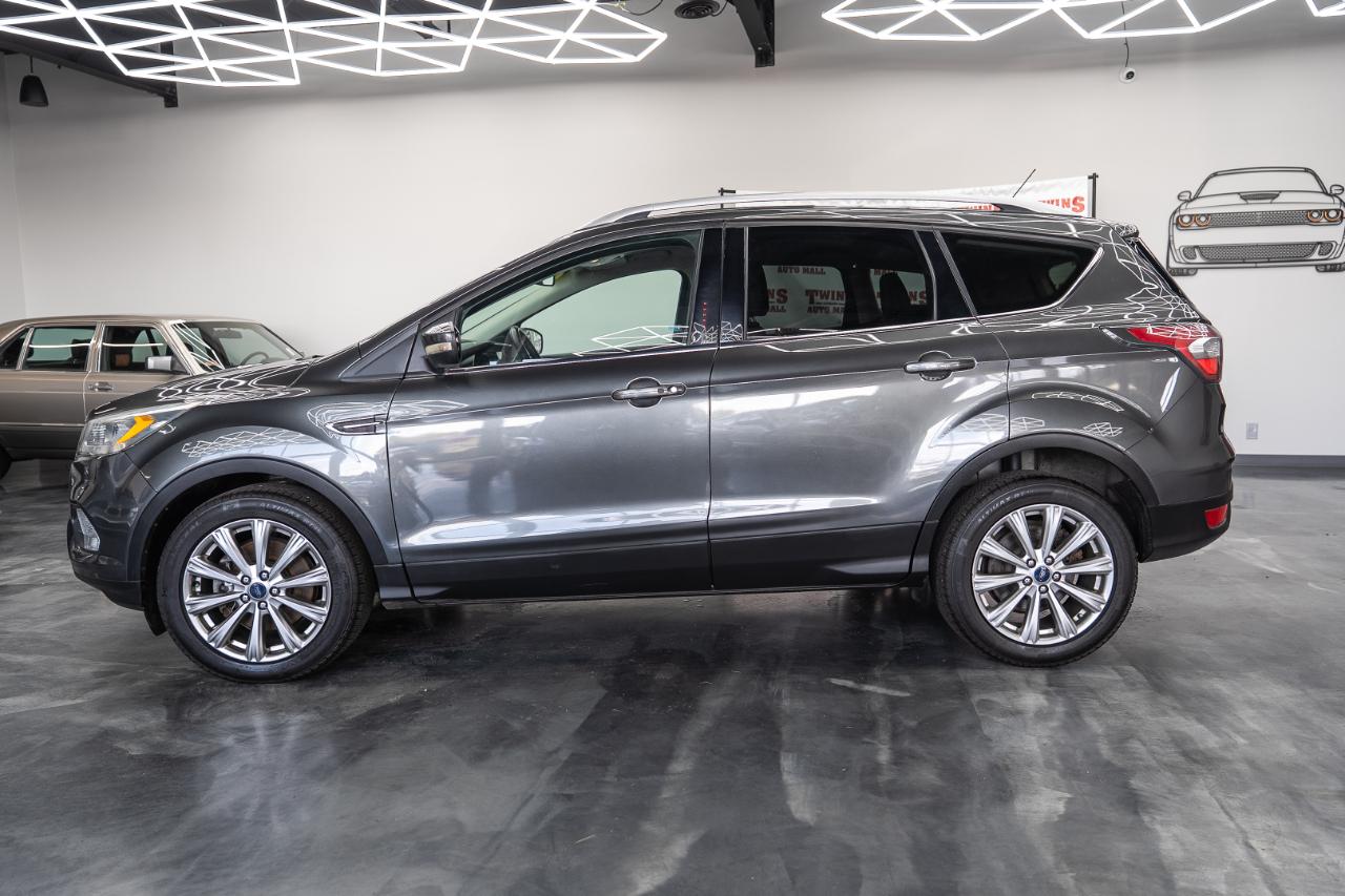Ford Escape photo 3