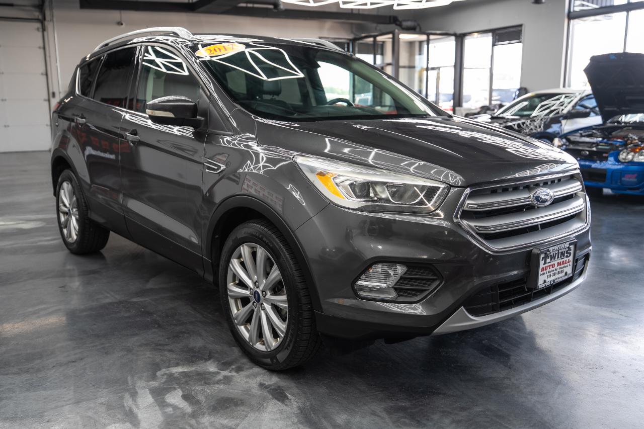 Ford Escape photo 8