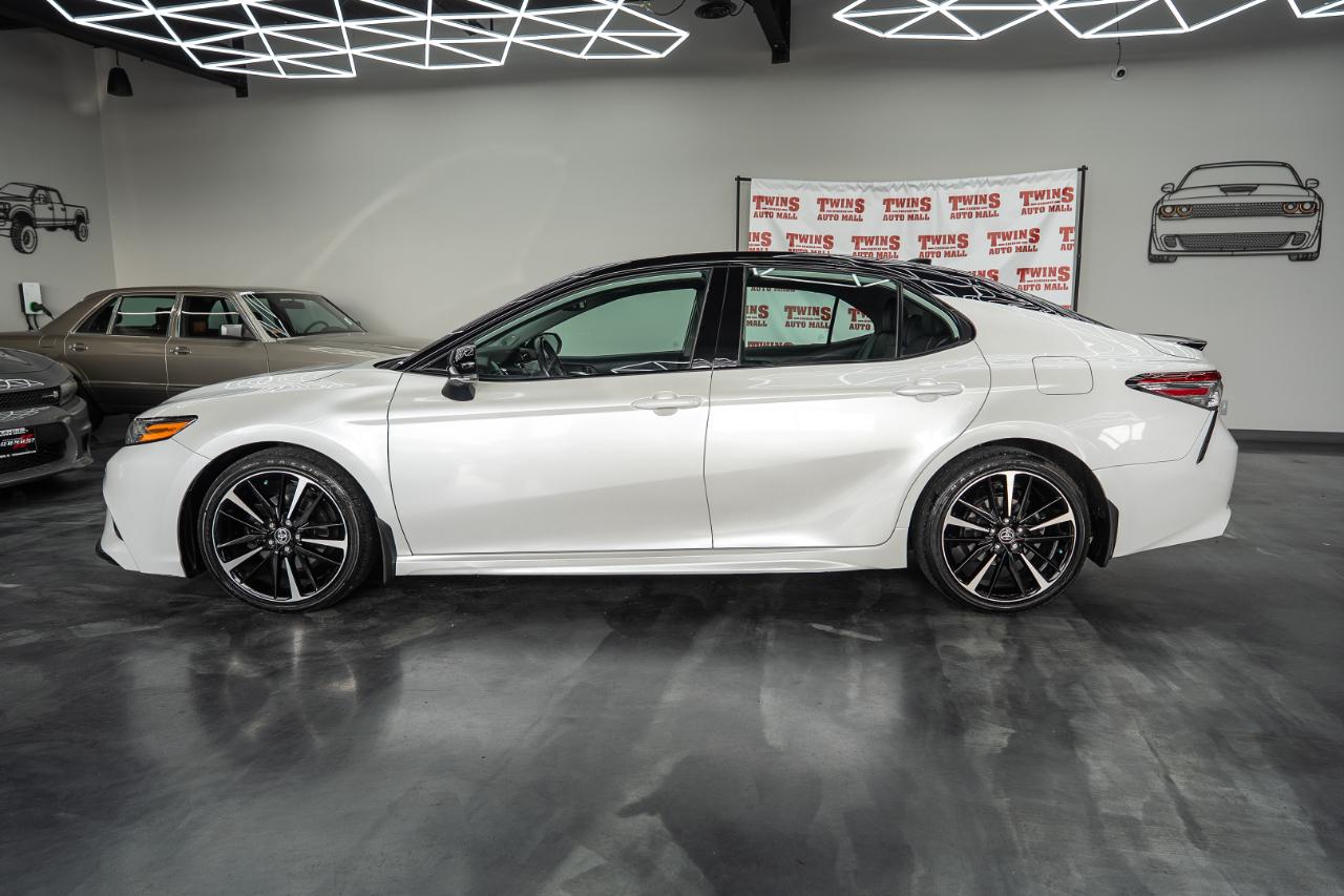 Toyota Camry XSE V6 2020
