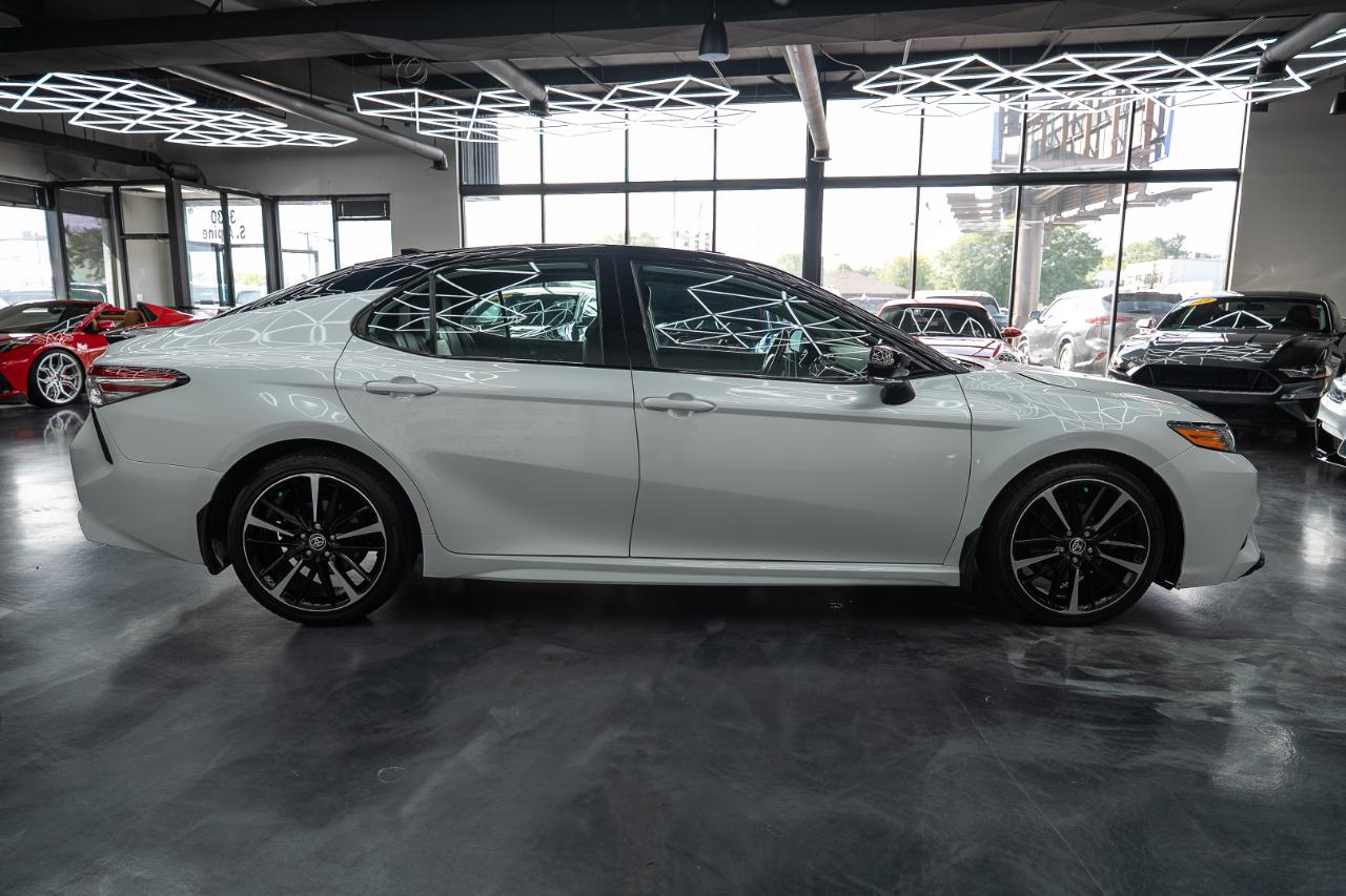 Toyota Camry XSE V6 2020