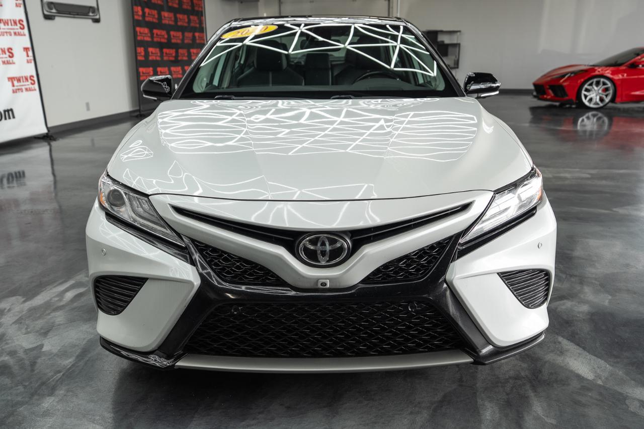 Toyota Camry XSE V6 2020