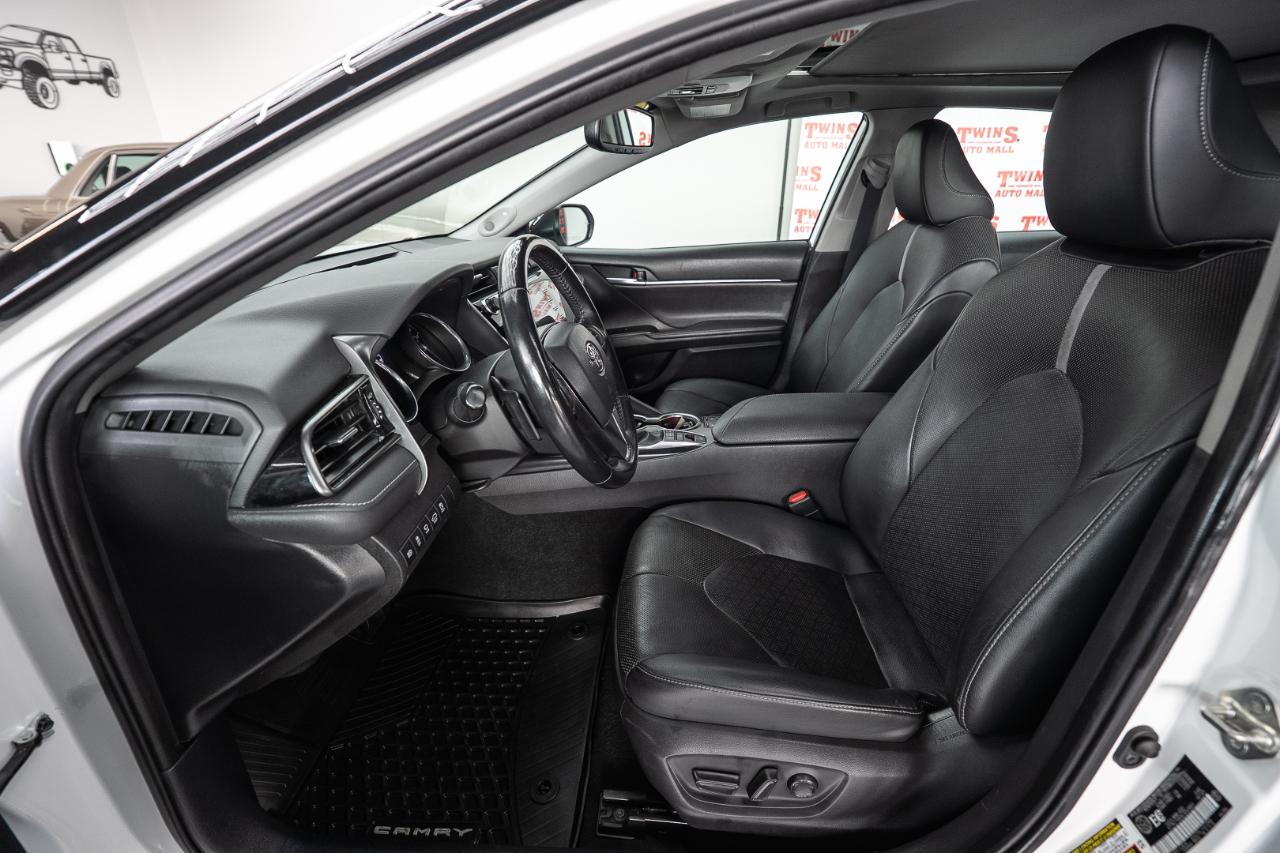 Toyota Camry XSE V6 2020