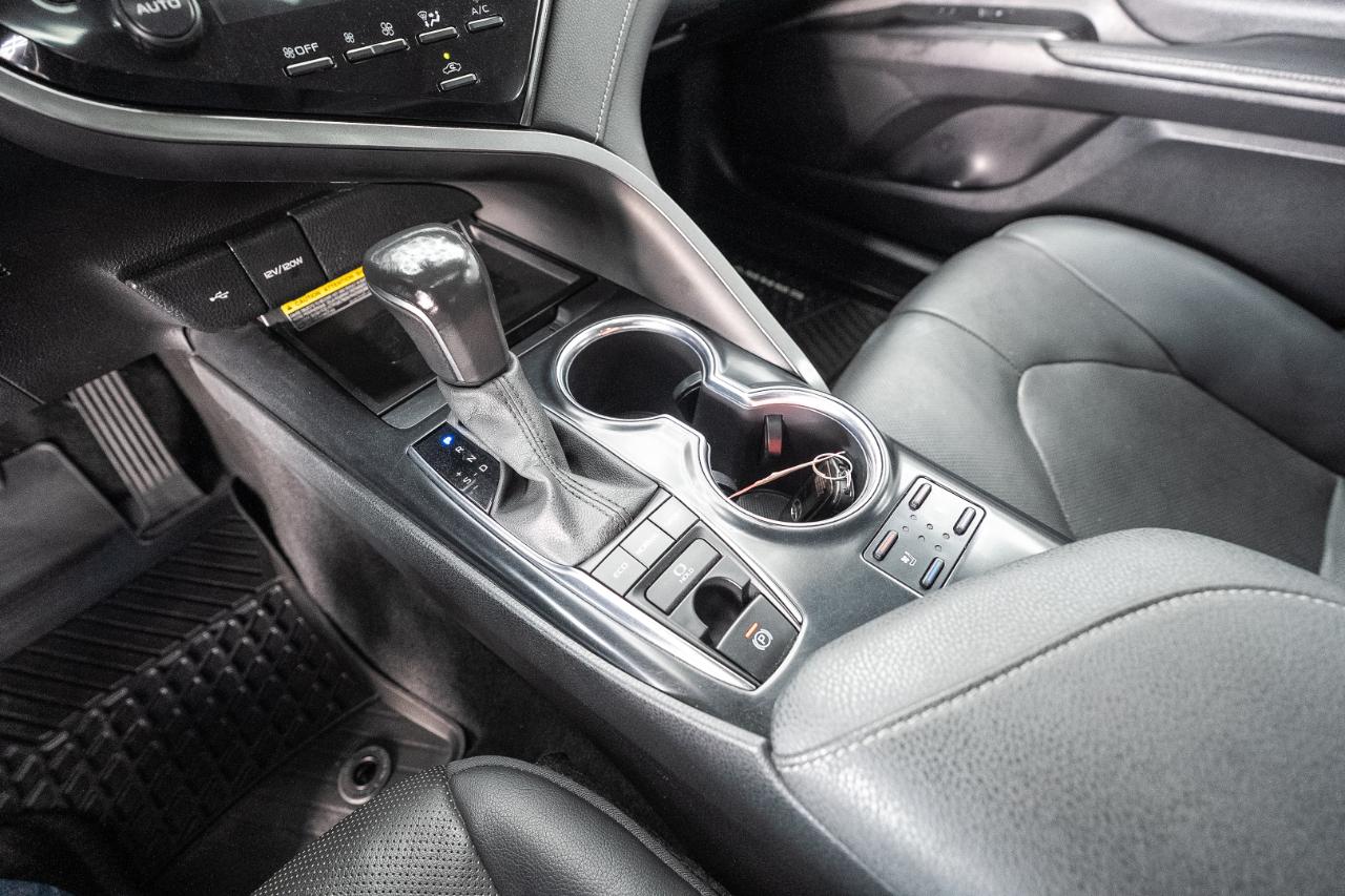 Toyota Camry XSE V6 2020
