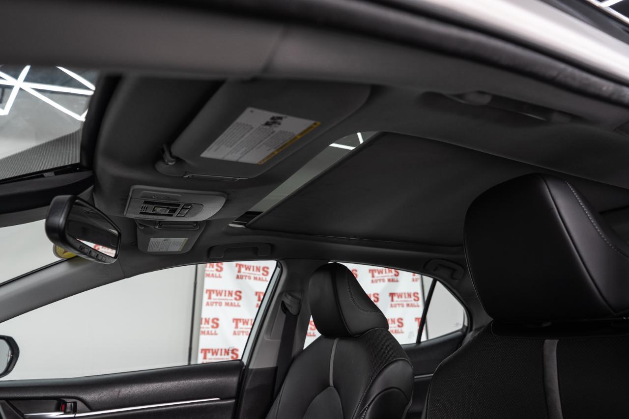 Toyota Camry XSE V6 2020