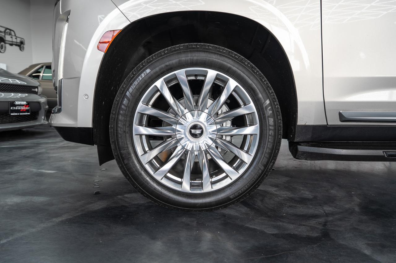 Cadillac Escalade ESV Premium Luxury 4WD 2023