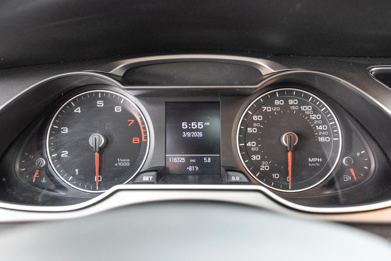 Audi A4 2.0T Sedan quattro Tiptronic 2014