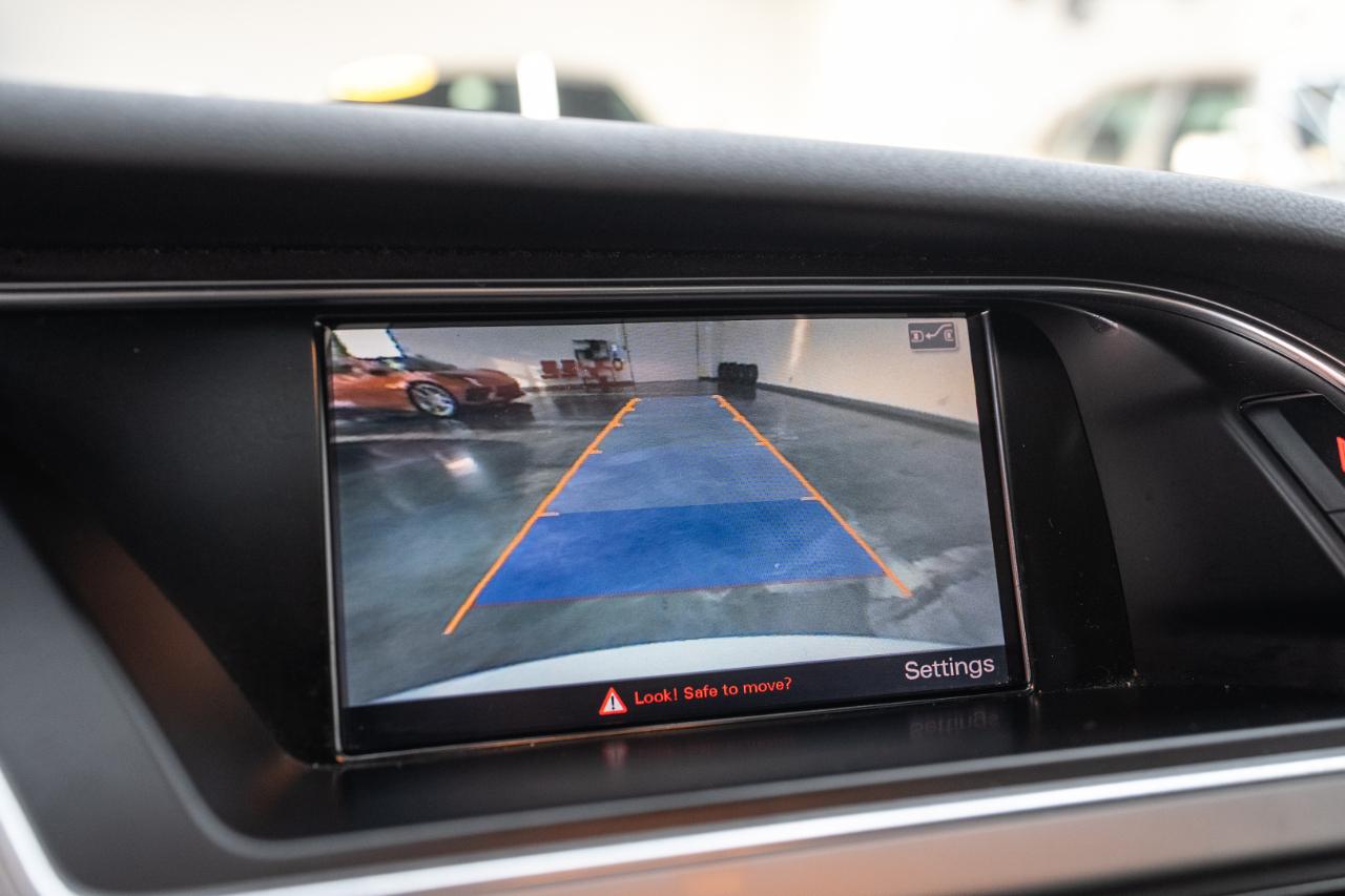 Audi A4 2.0T Sedan quattro Tiptronic 2014