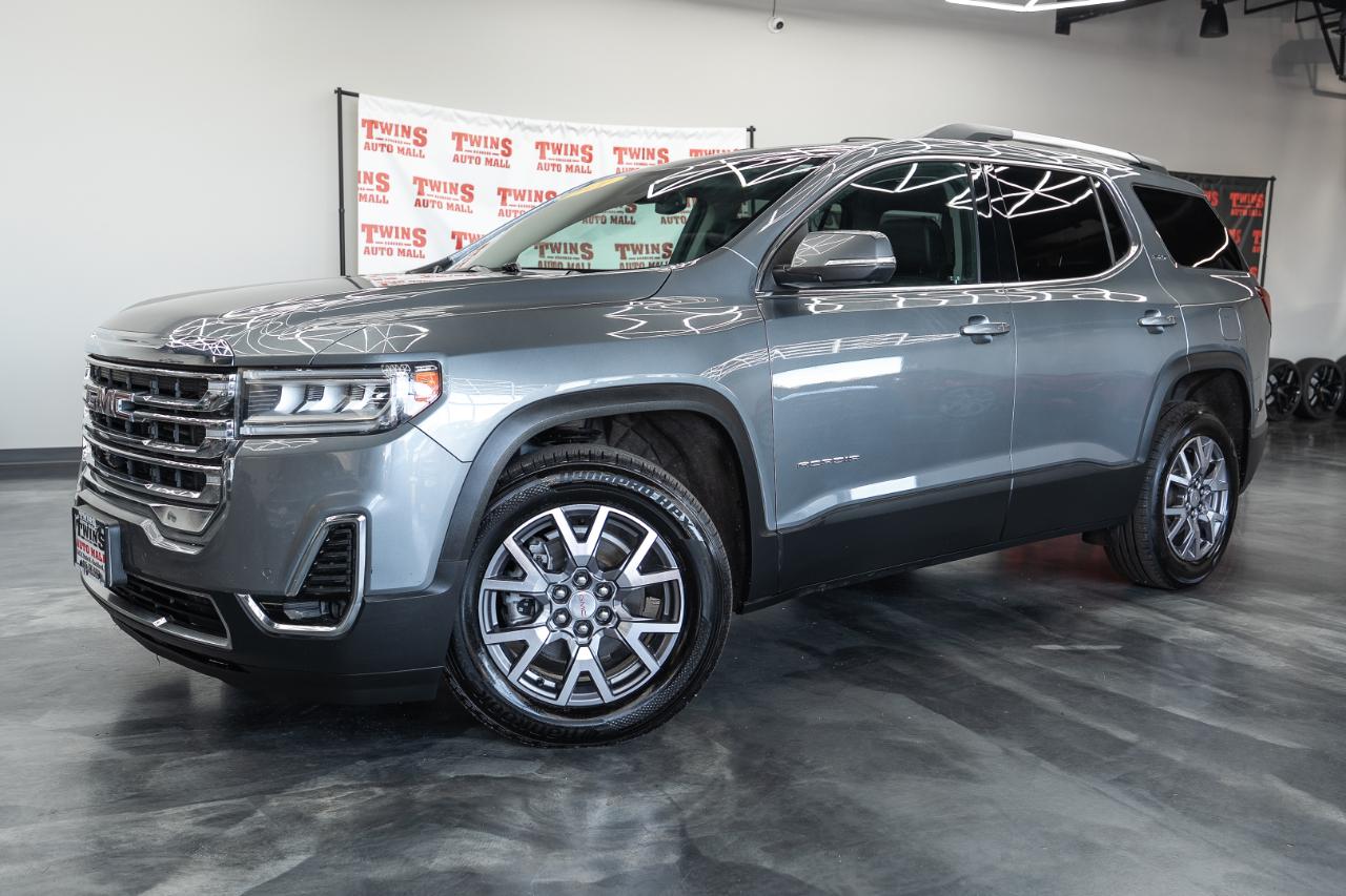 GMC Acadia photo 2