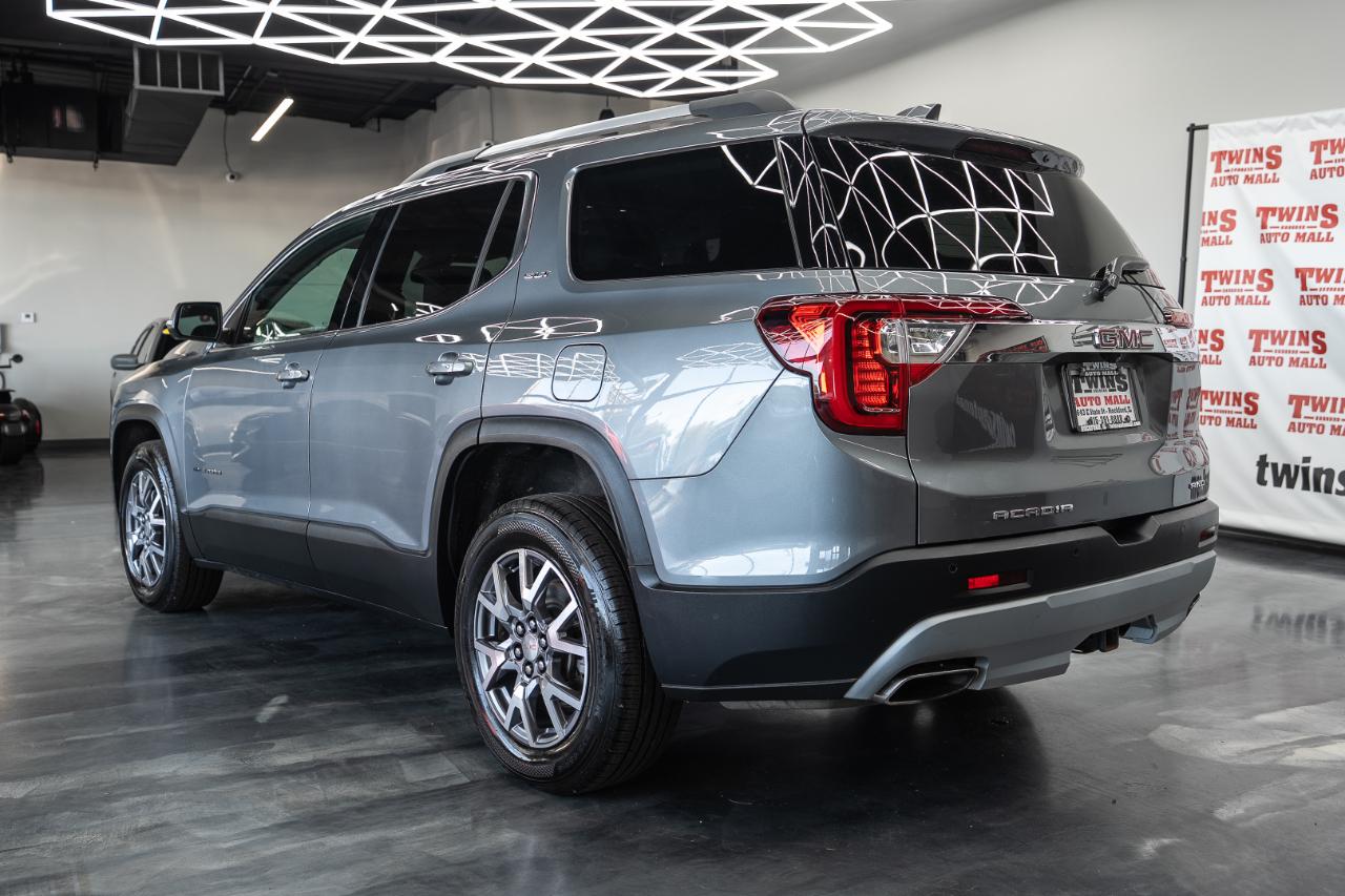 GMC Acadia photo 4
