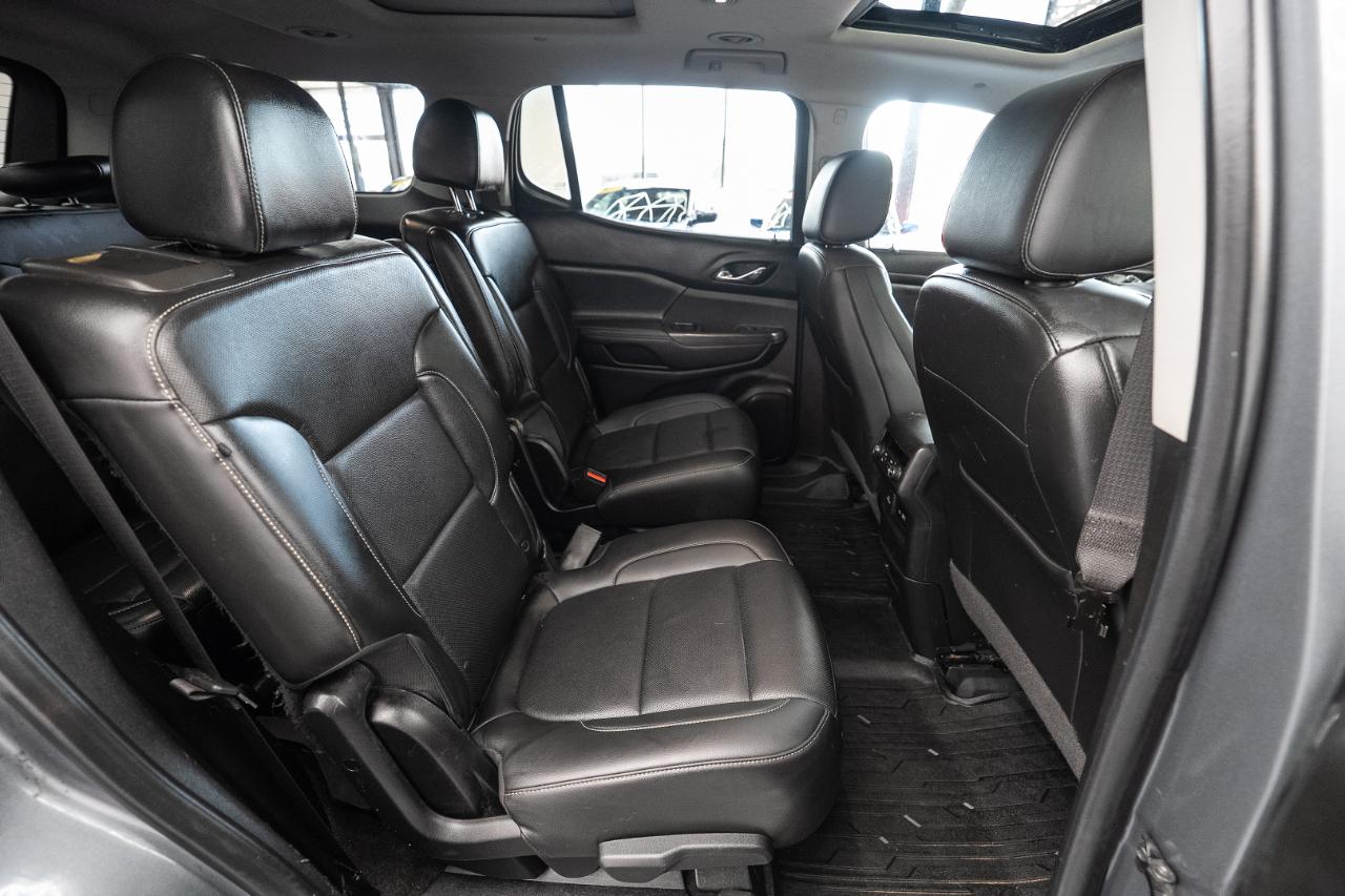 GMC Acadia photo 15