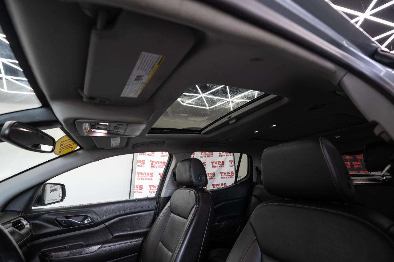 GMC Acadia photo 22