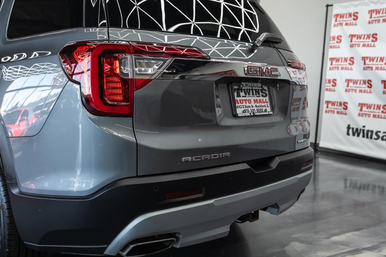 GMC Acadia photo 25