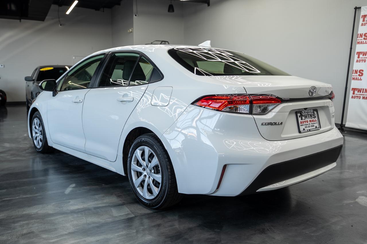 Toyota Corolla LE 2021