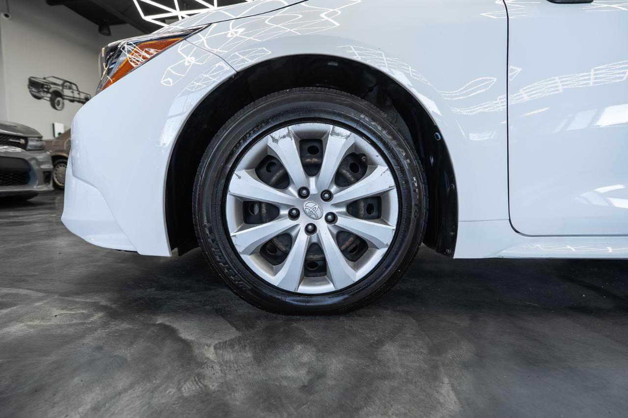 Toyota Corolla LE 2021