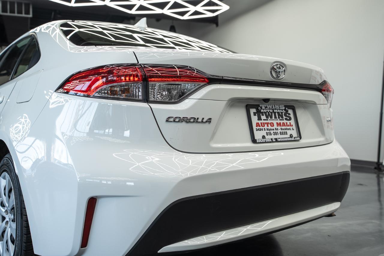Toyota Corolla LE 2021