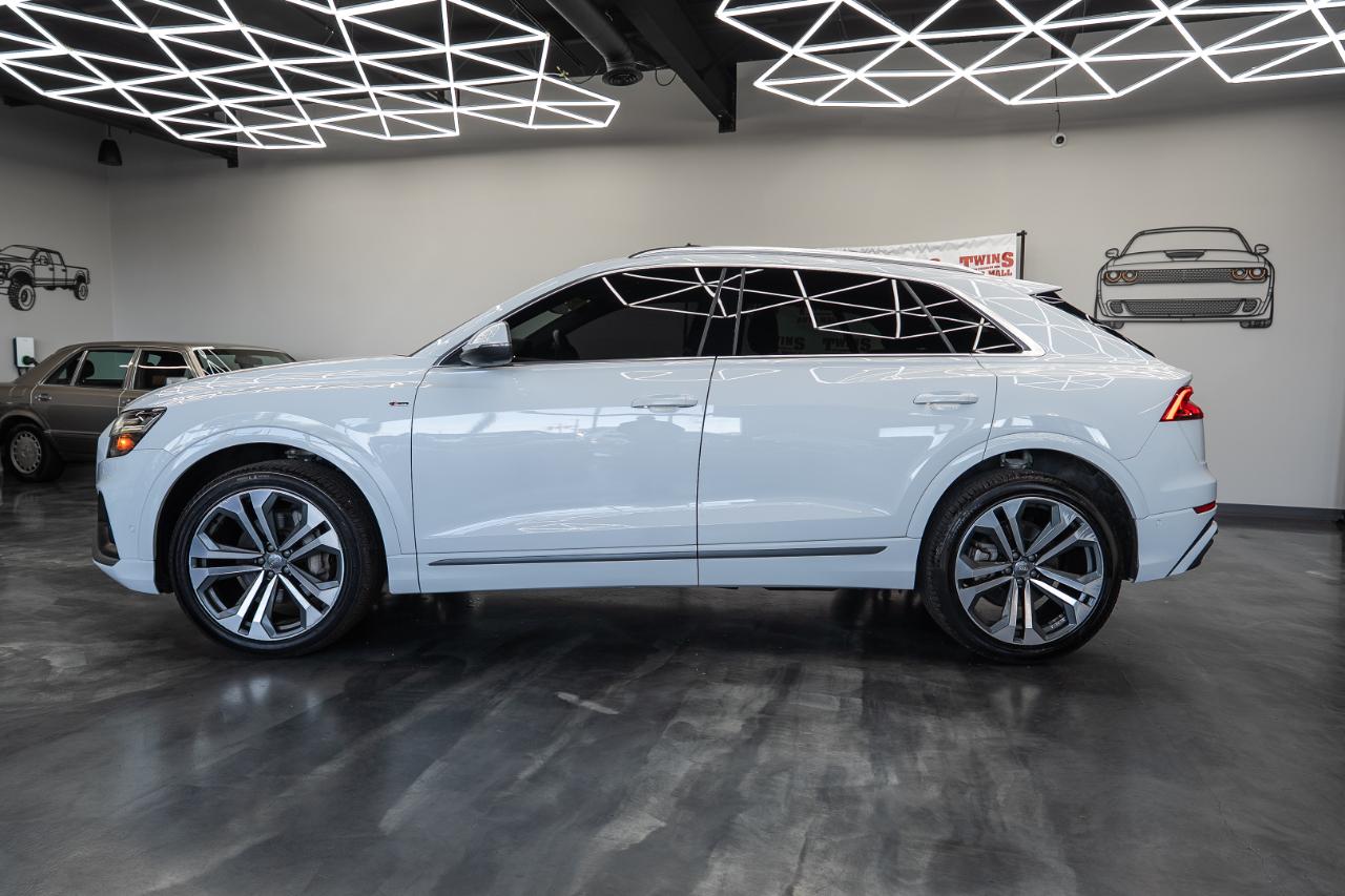 Audi Q8 photo 3