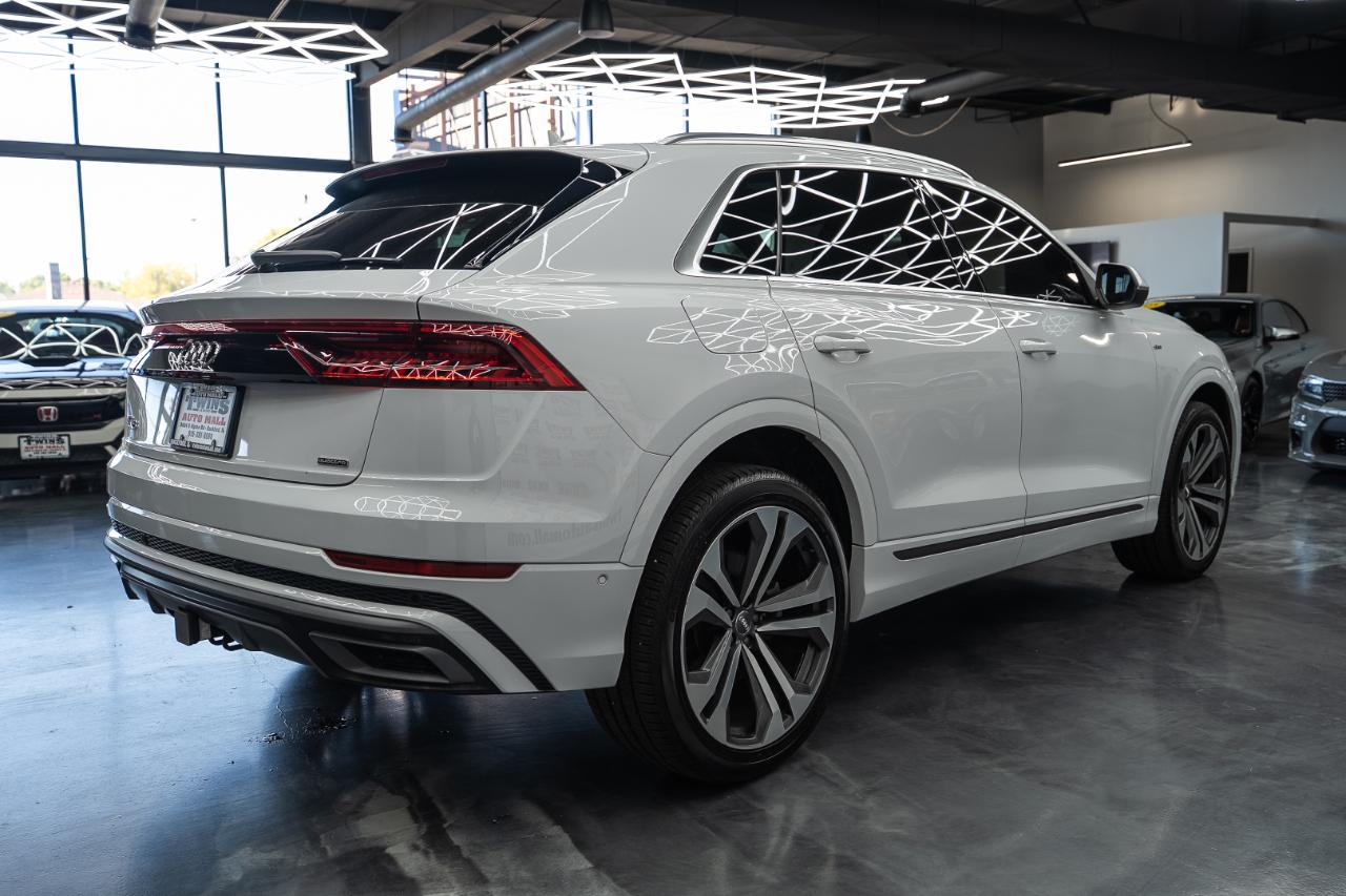 Audi Q8 photo 6