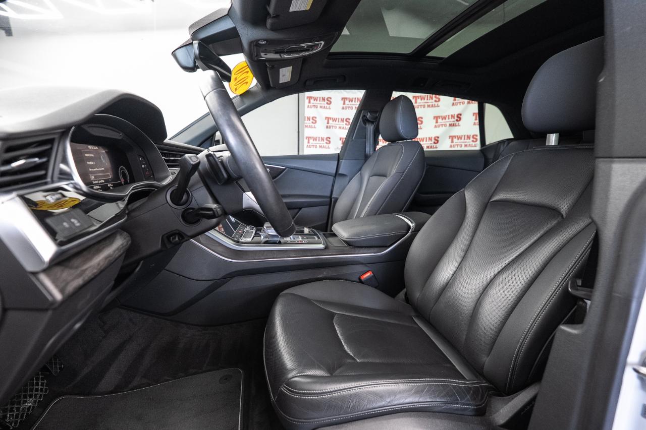 Audi Q8 photo 12