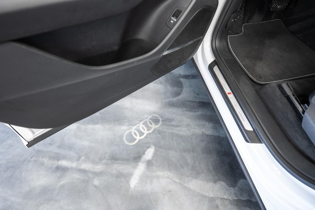 Audi Q8 photo 22