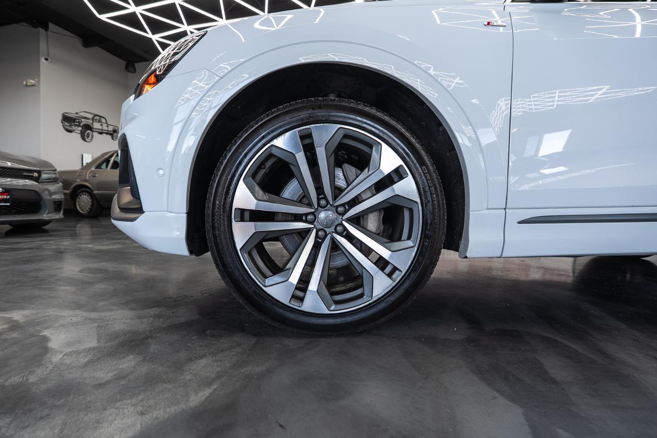Audi Q8 photo 23