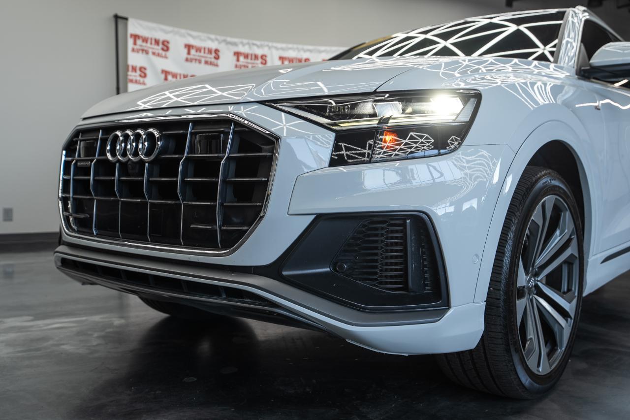 Audi Q8 photo 25