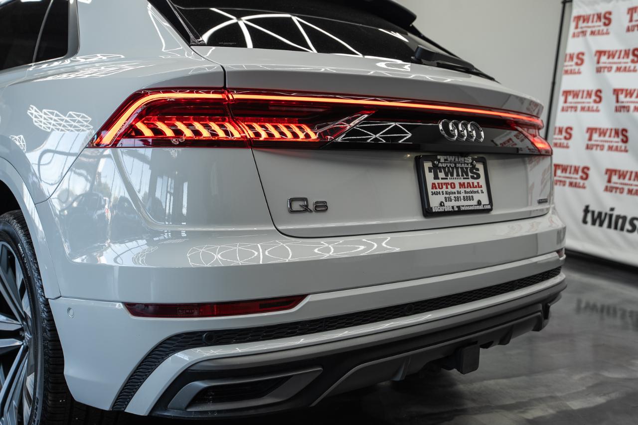 Audi Q8 photo 26