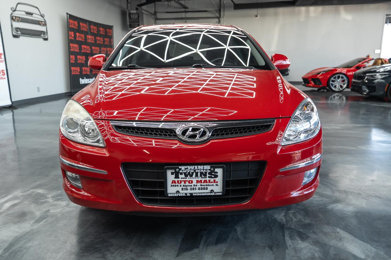 Hyundai Elantra photo 9