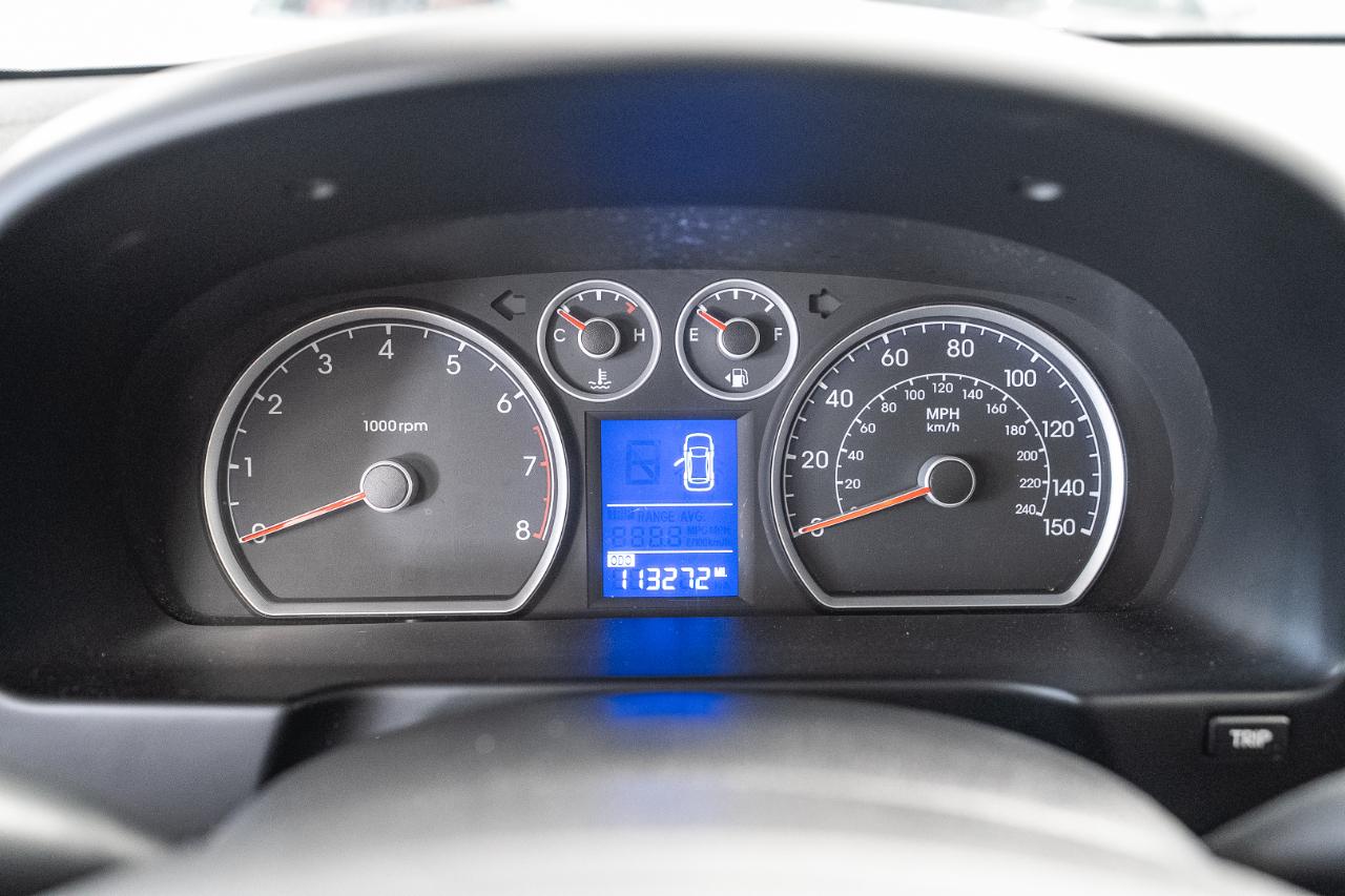 Hyundai Elantra photo 16