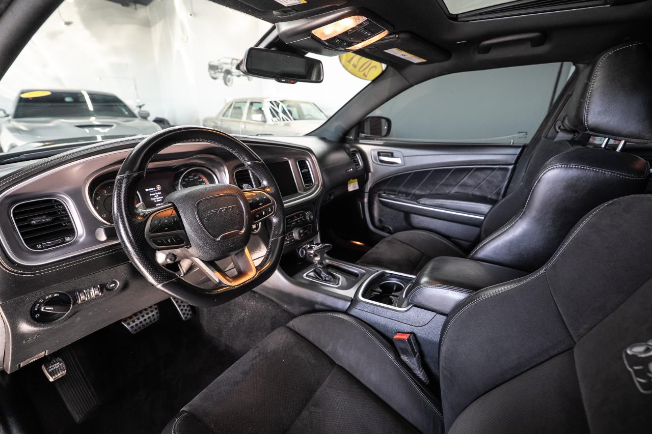 Dodge Charger photo 11