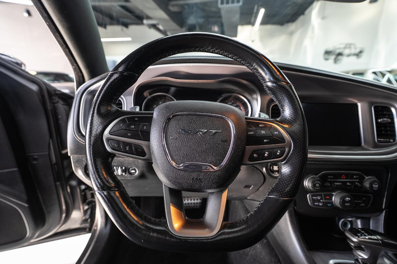 Dodge Charger photo 16