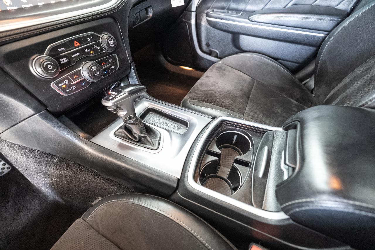Dodge Charger photo 18