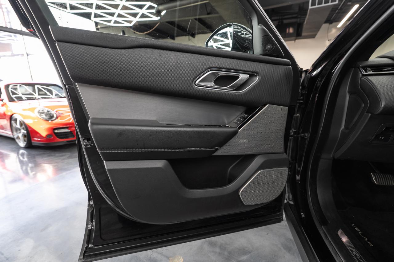 Land Rover Range Rover Velar R-Dynamic SE 2018
