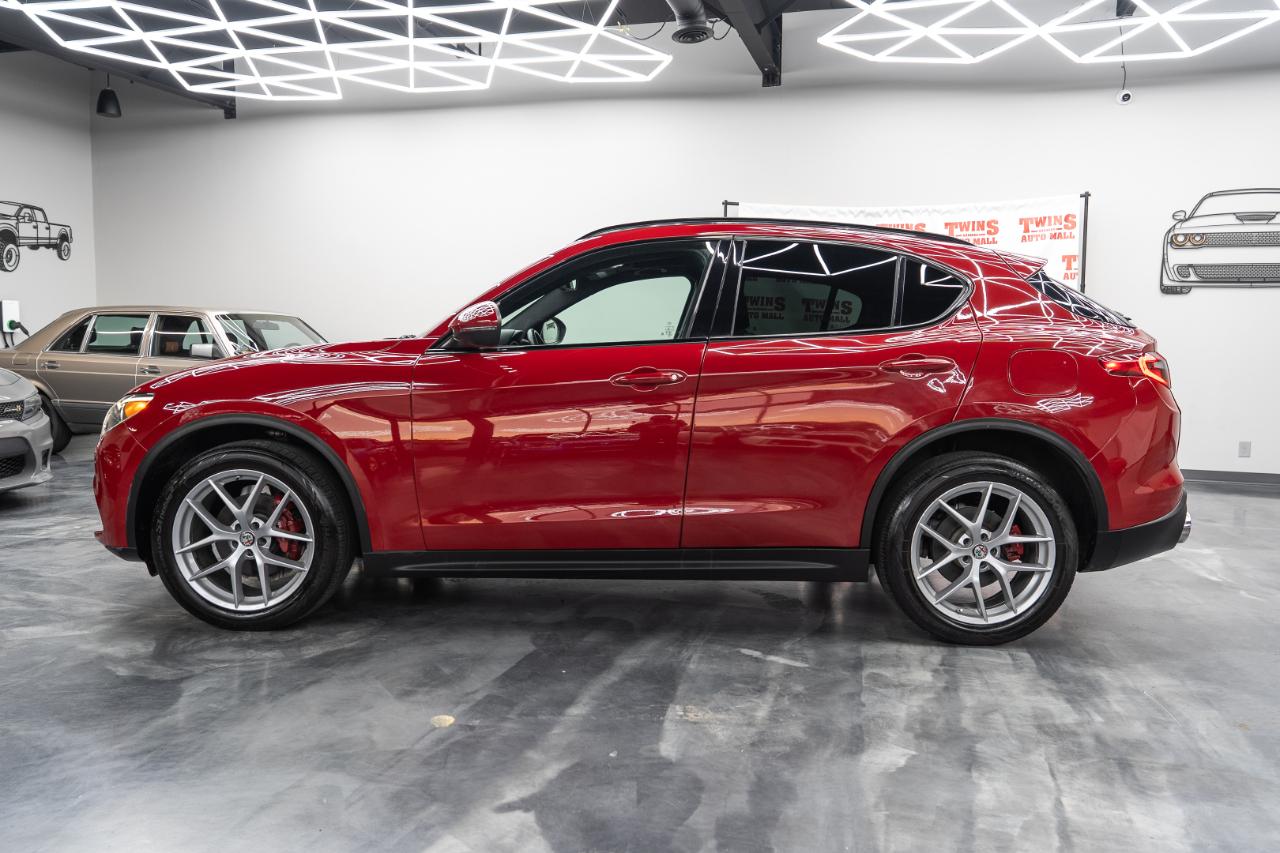 Alfa Romeo Stelvio Sport 4D SUV AWD 2019