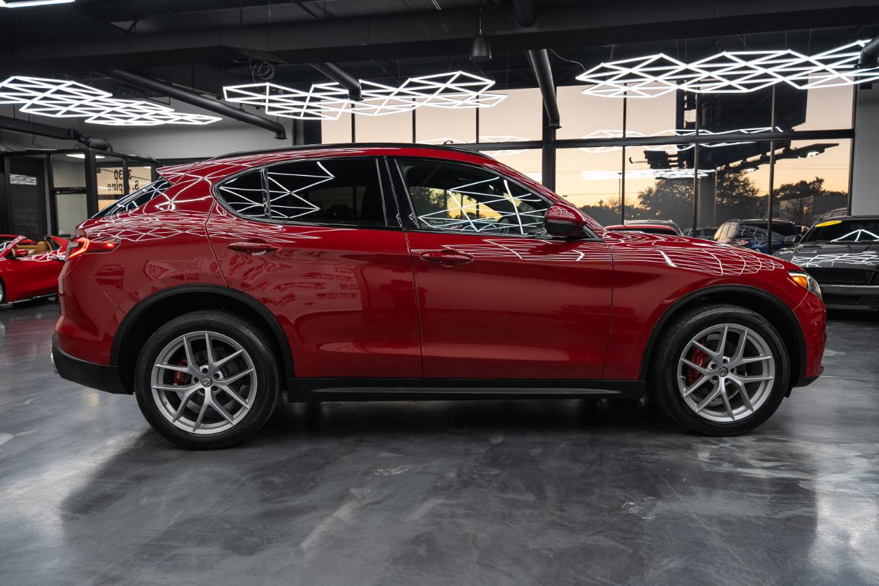 Alfa Romeo Stelvio Sport 4D SUV AWD 2019