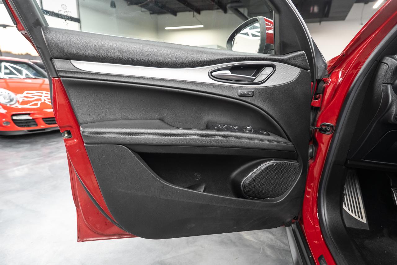 Alfa Romeo Stelvio Sport 4D SUV AWD 2019