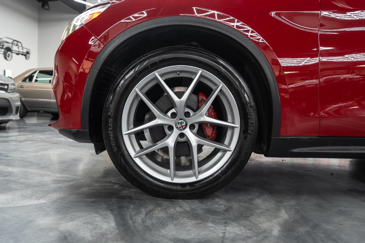Alfa Romeo Stelvio Sport 4D SUV AWD 2019