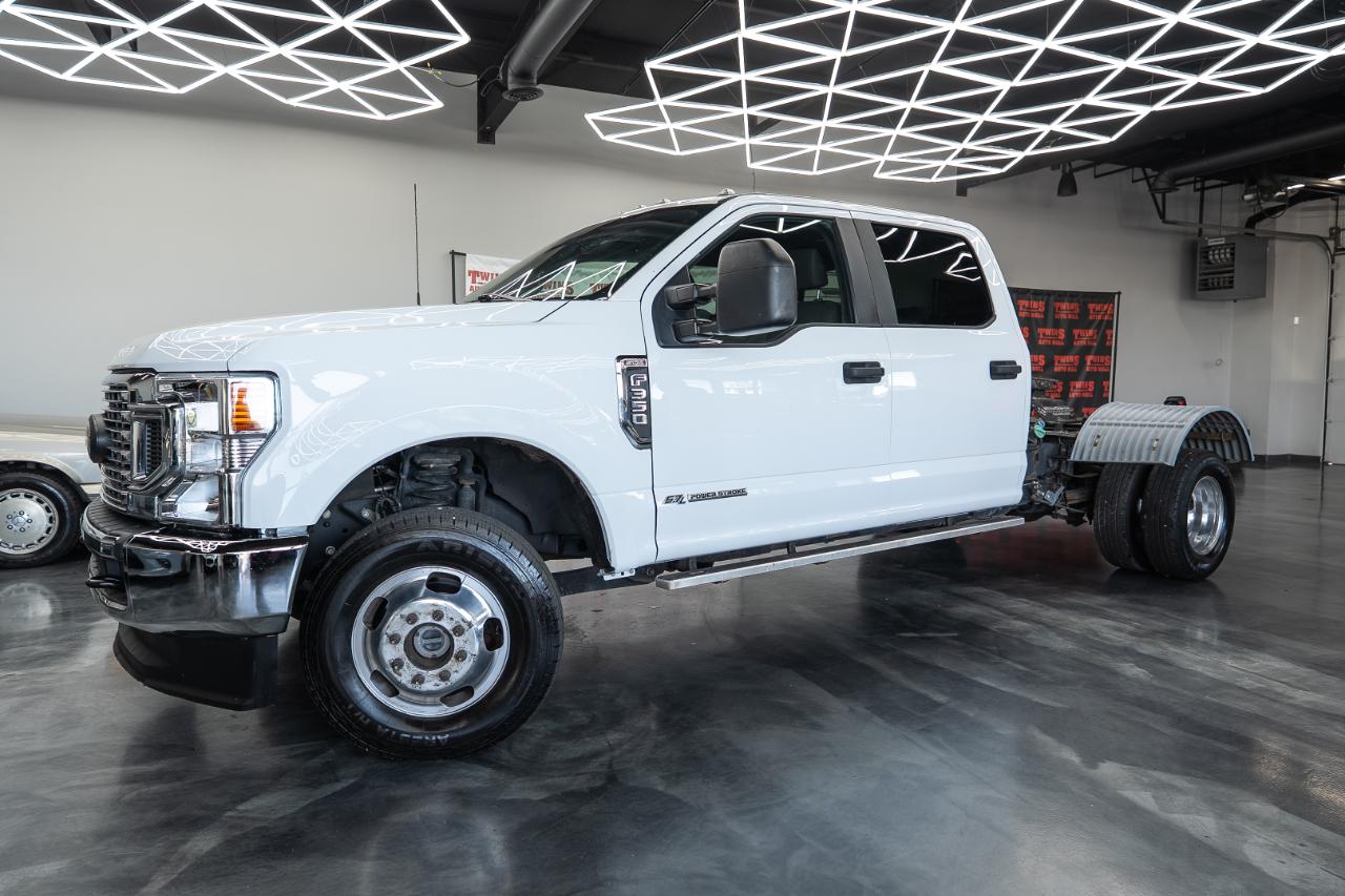 Ford F-350 Chassis Cab  2022
